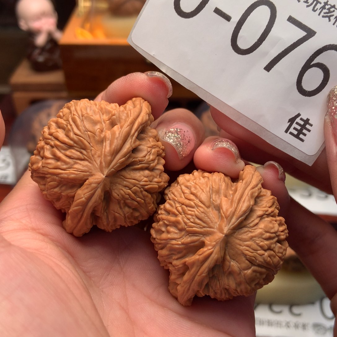 文玩核桃把件43闷白