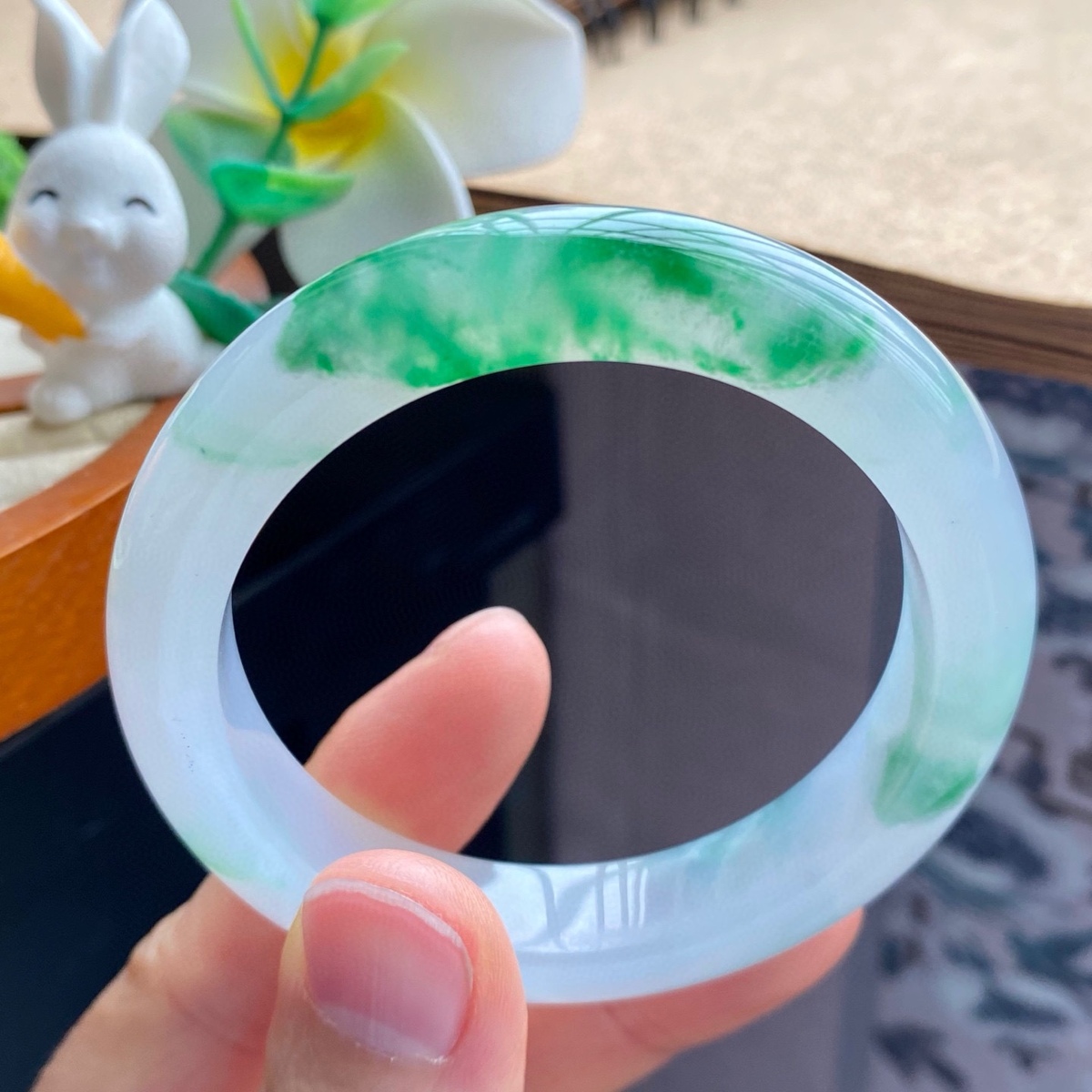 3.21批2115号翡翠手镯50.9-11.3-8.1冰翠绿飘花镯！唯美有诗意！