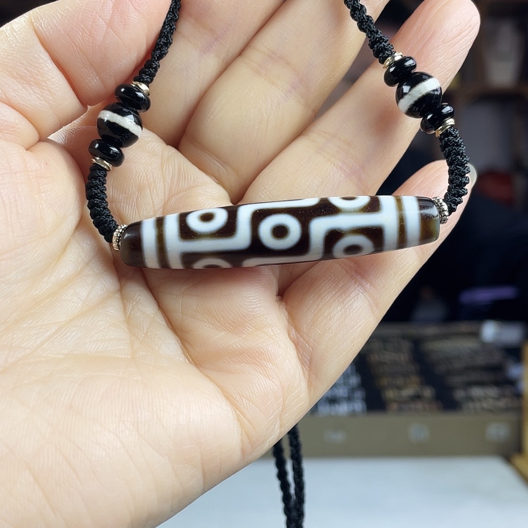 玛瑙/玉髓合金颈饰行运