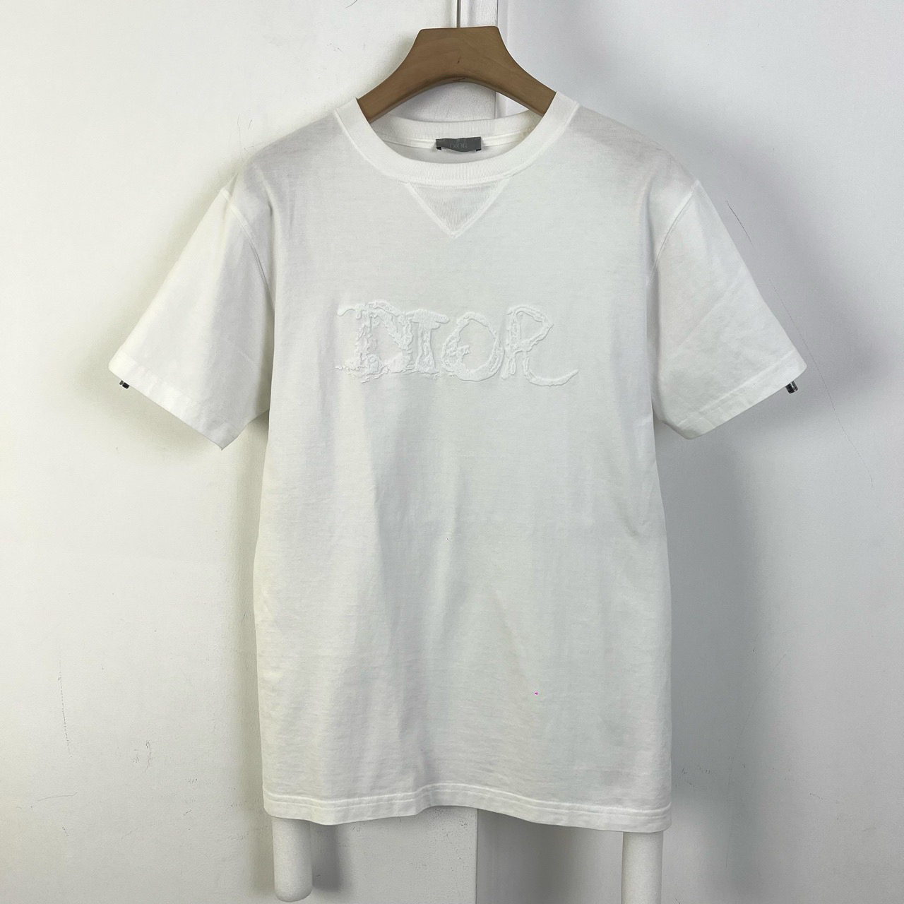99新 DIOR/迪奥 xs码/联名peter doig白色溶解字母短袖/10974
