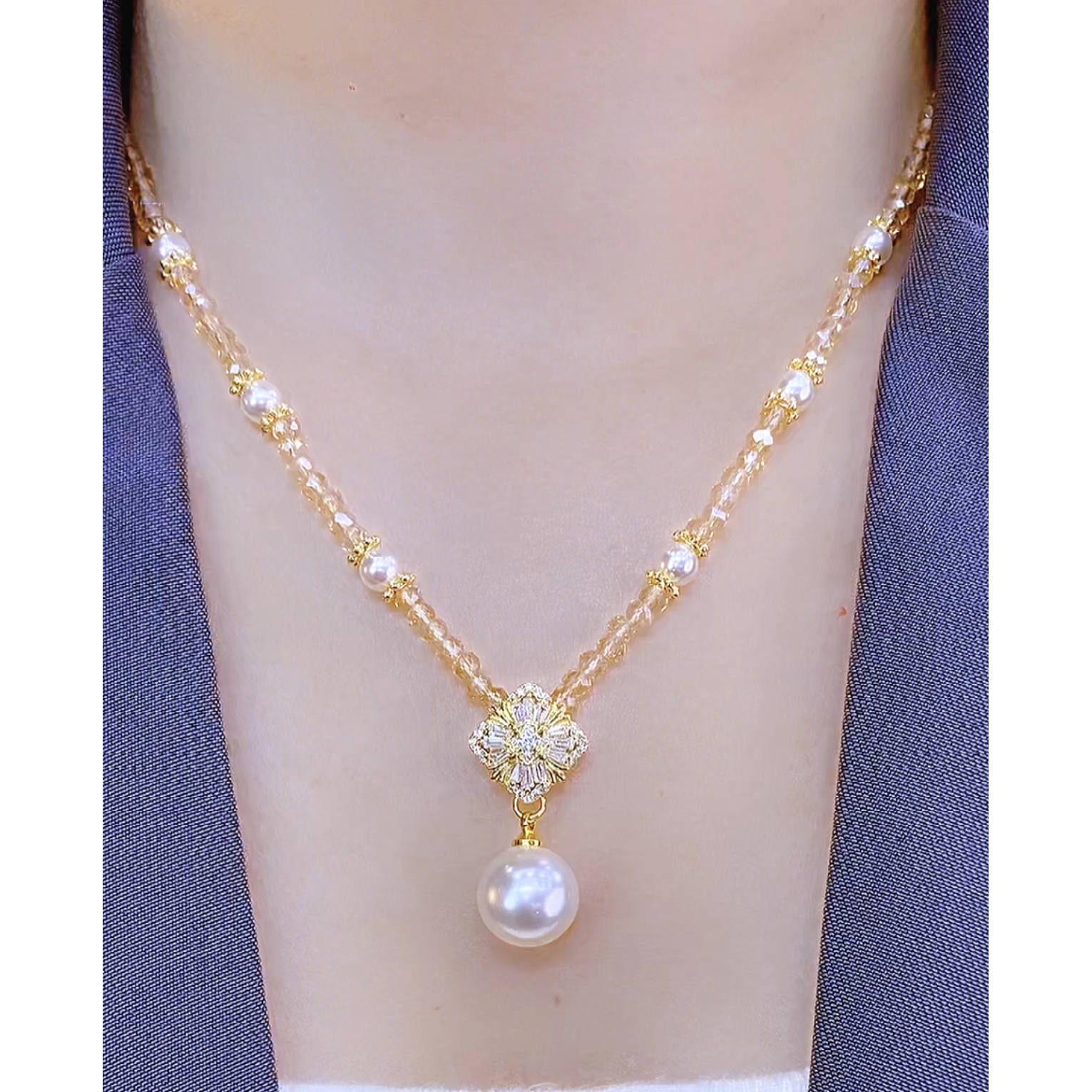 铜合金仿珍珠项链 百搭轻奢气质时尚优雅花朵珠珠项链