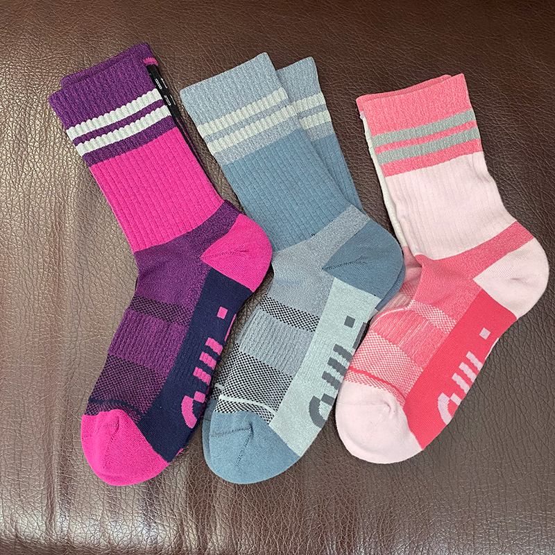【无骨】外贸订单毛巾底男袜女袜运动压力袜保暖条纹中筒袜徒步爬山