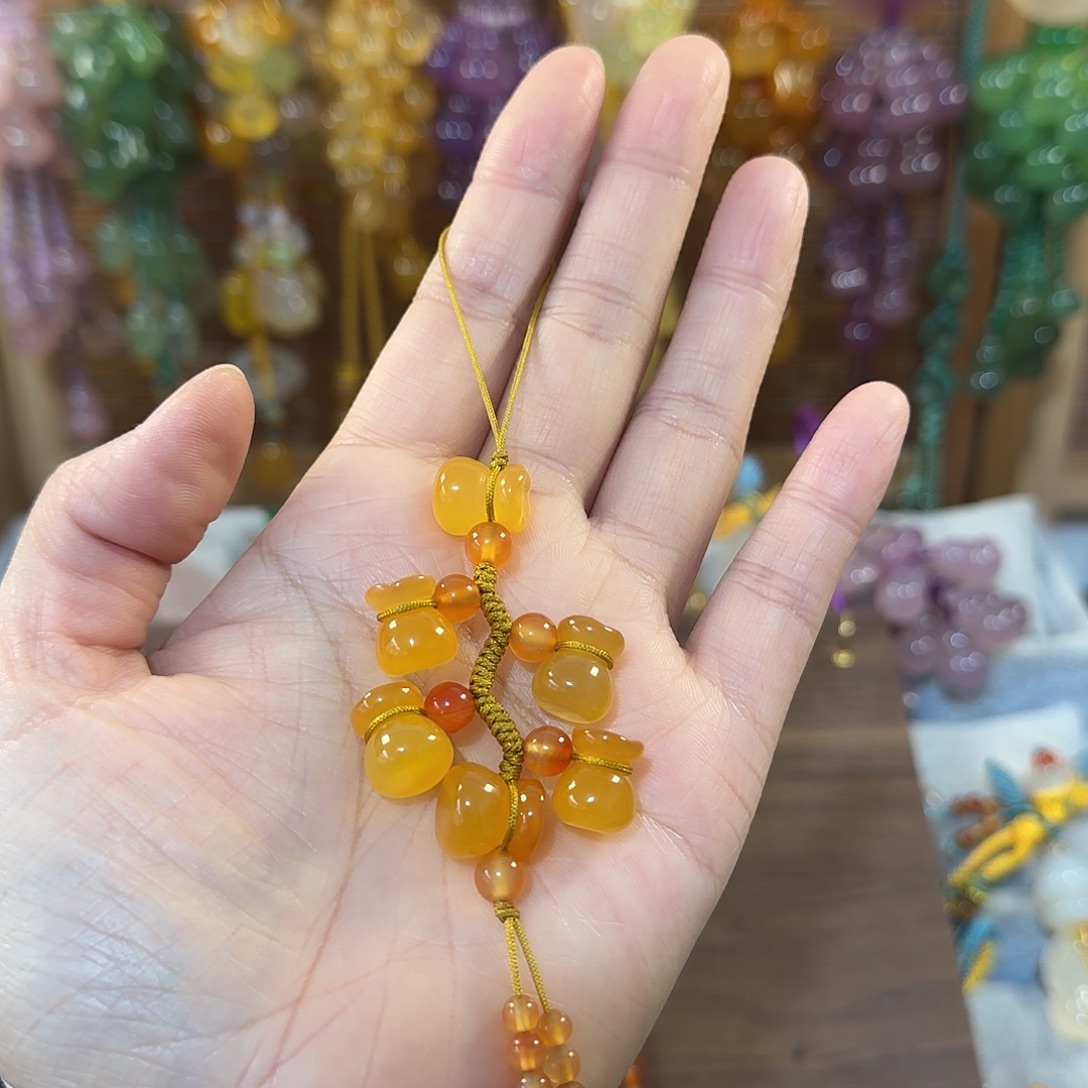 玛瑙/玉髓未镶嵌手机挂件