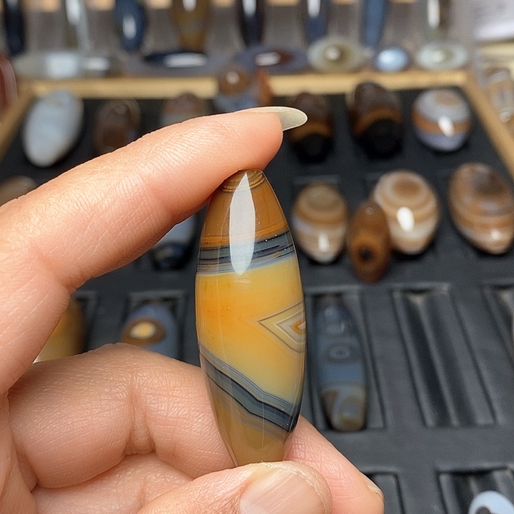 玛瑙/玉髓颈饰合金