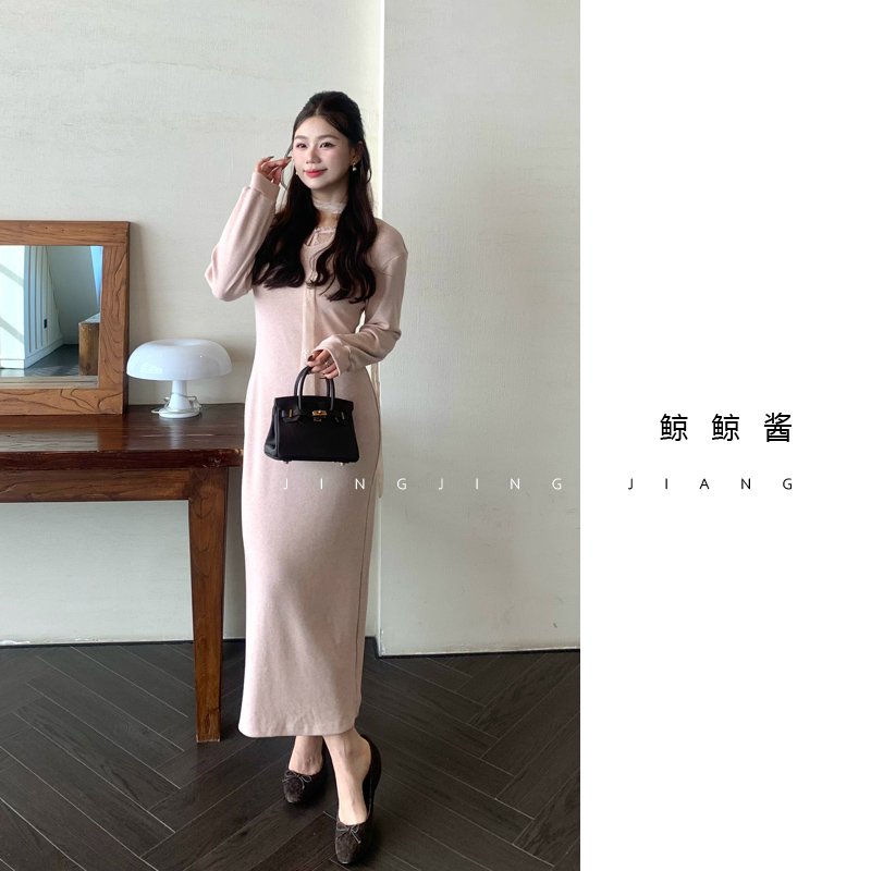 ZOZ鲸鲸酱 【粉绒邂逅】秋冬新款气质时尚收腰小众减龄长袖连衣裙