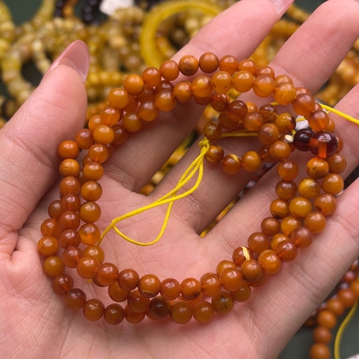 琥珀未镶嵌珠宝奇石