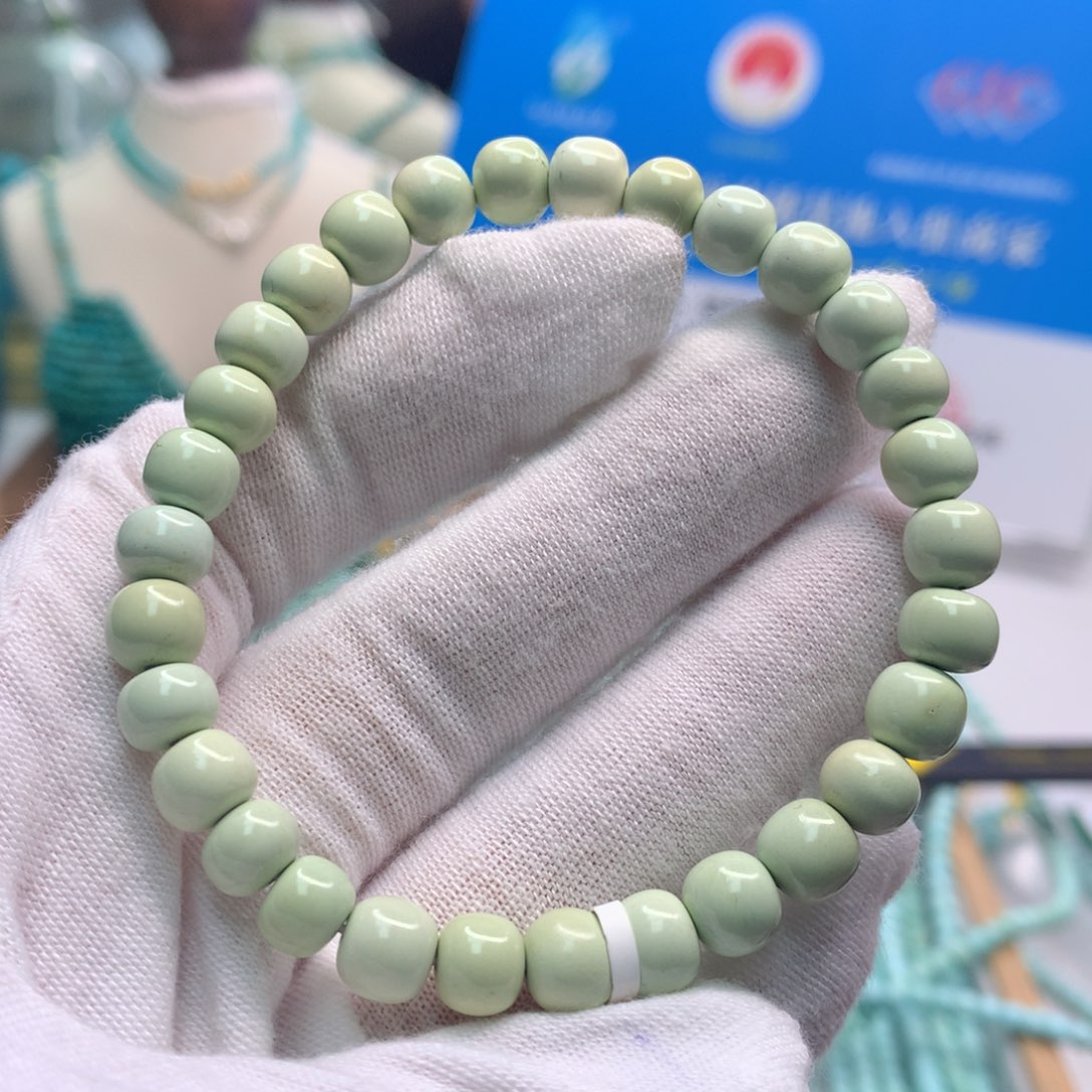 啊***绿松石未镶嵌饰品