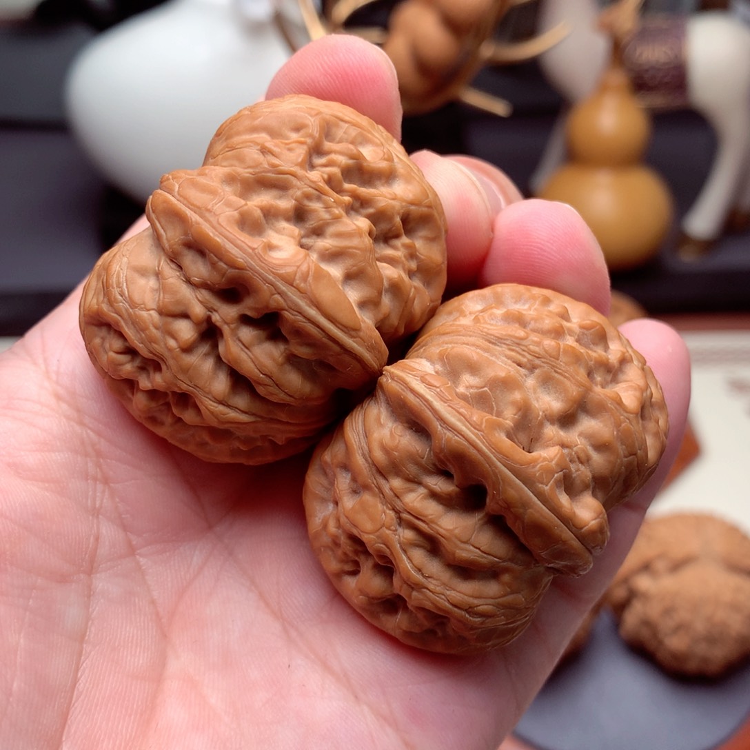 文玩核桃把件平谷元宝全品巨重  1号