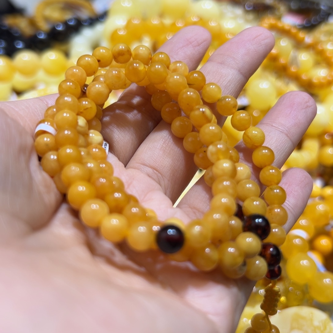 琥珀珠宝奇石未镶嵌