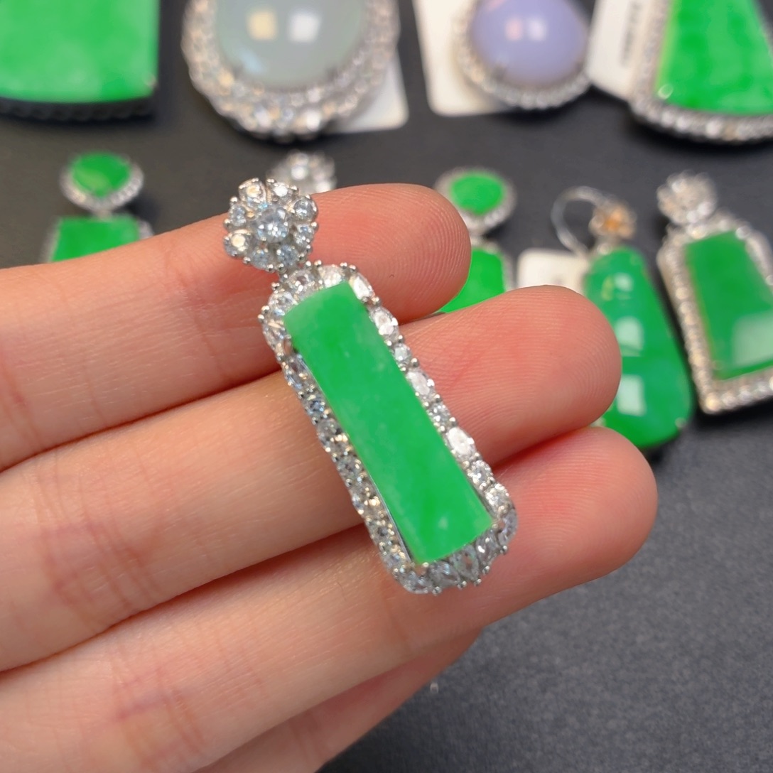 翡翠银S925镶嵌颈饰