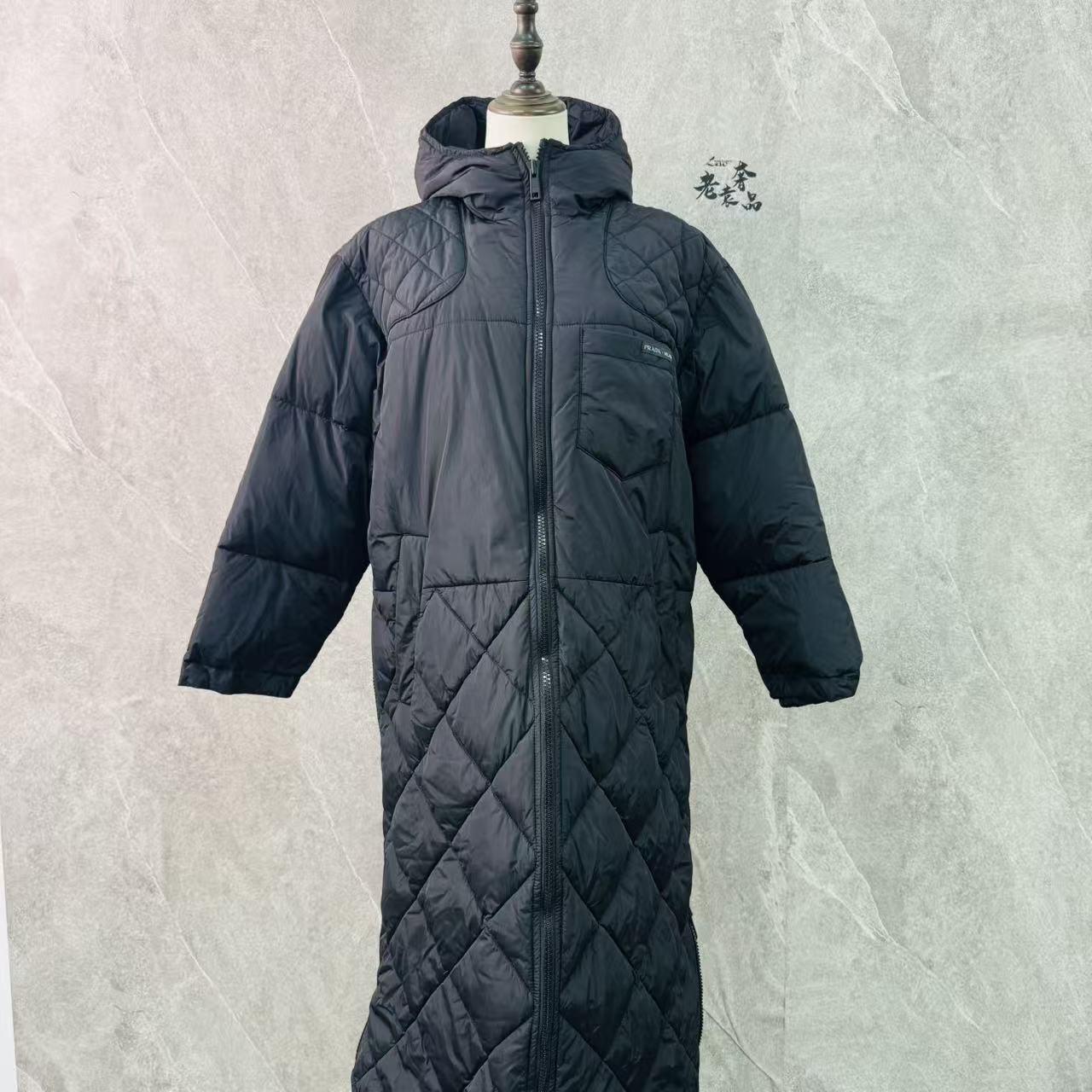 99新 Prada/普拉达 海囤Q/普拉达/上衣/36码/fy162752