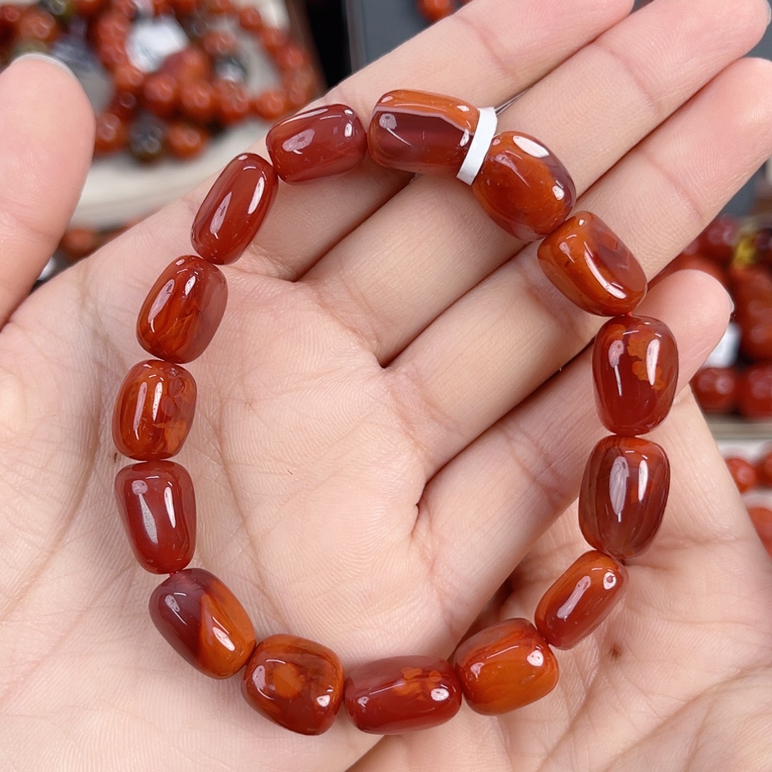 南红玛瑙未镶嵌瓦西牛血红随形单圈9-10mm