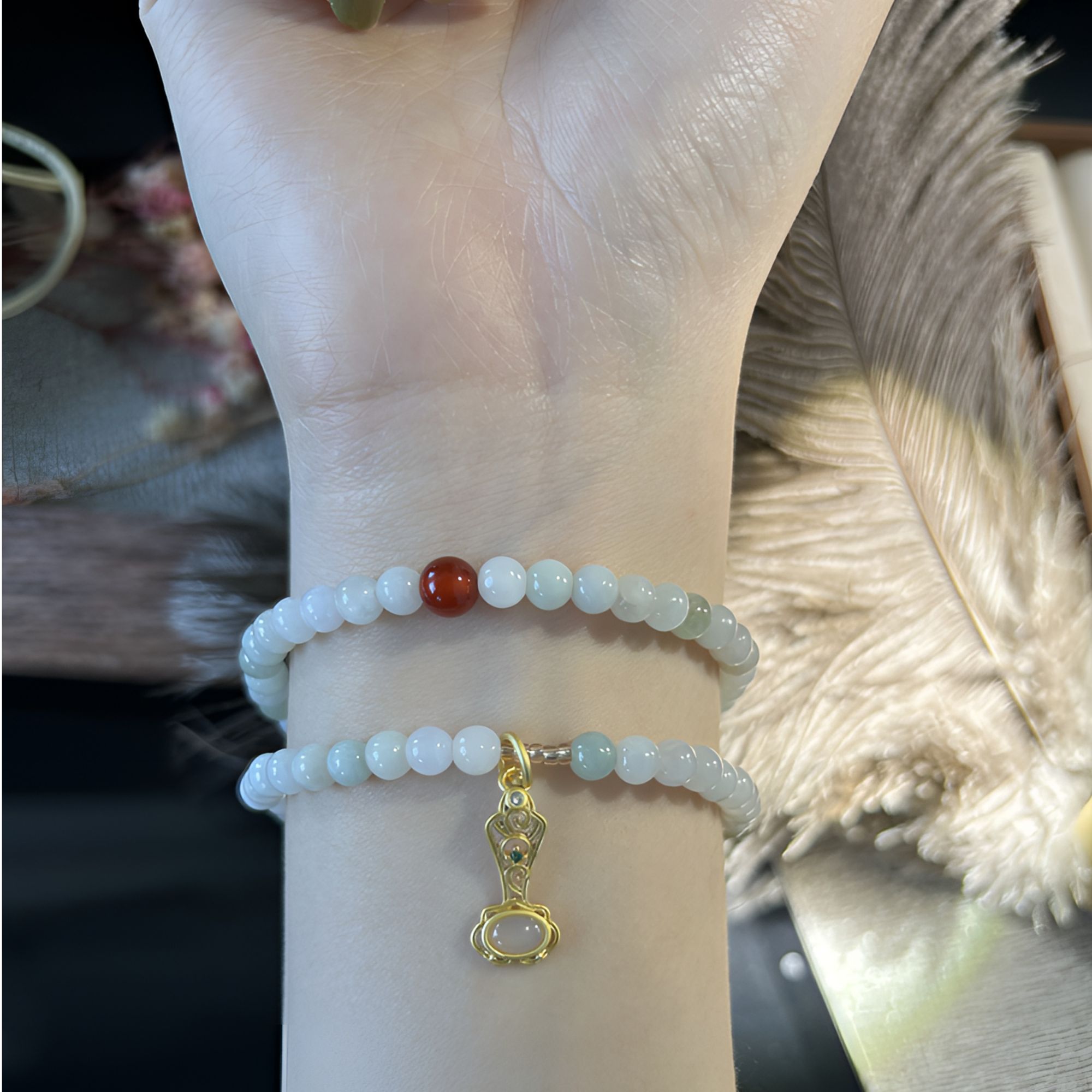 y111【翡翠+金虎红兔】 设计款多宝手链【多样性发】