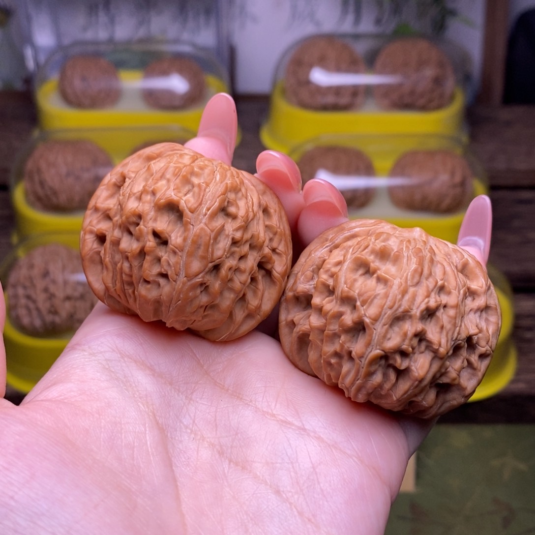 文玩核桃吊坠全品43尺无药山地正磨48克