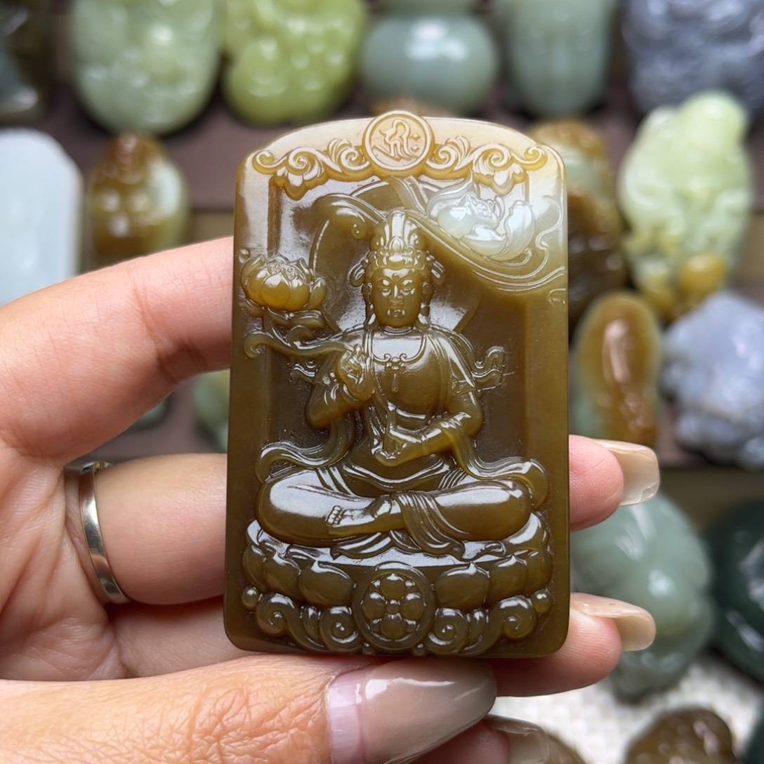 易***寒和田玉未镶嵌挂件