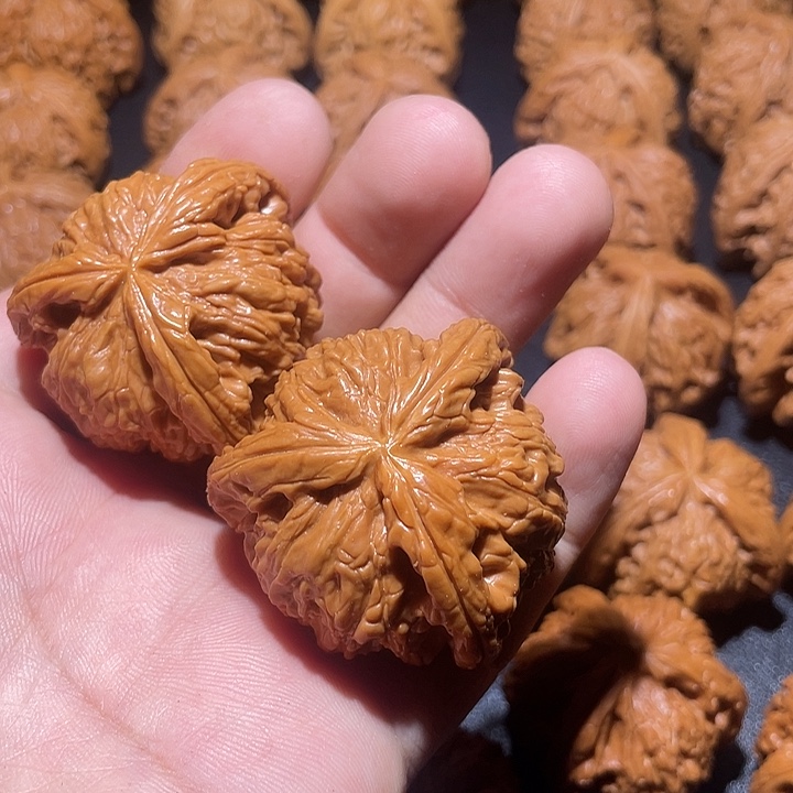 文玩核桃把件晴***我们都会