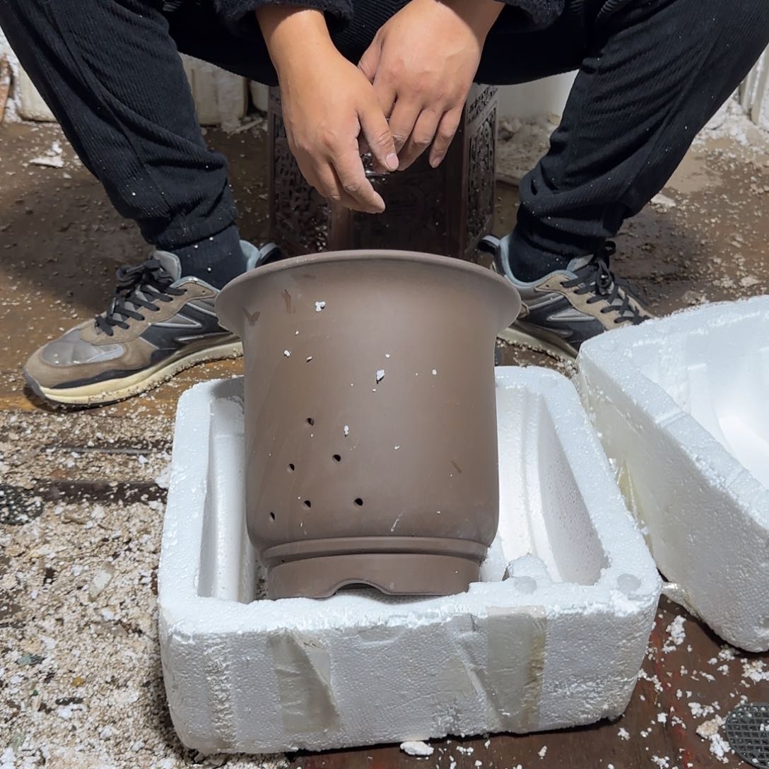 紫砂花盆瑕疵和瑕疵的