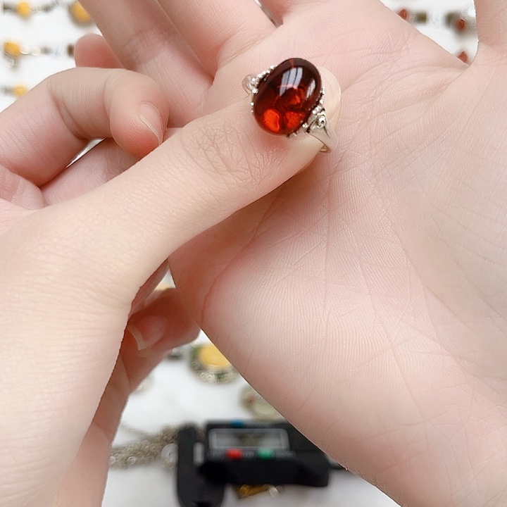 血珀戒指银S925镶嵌天然