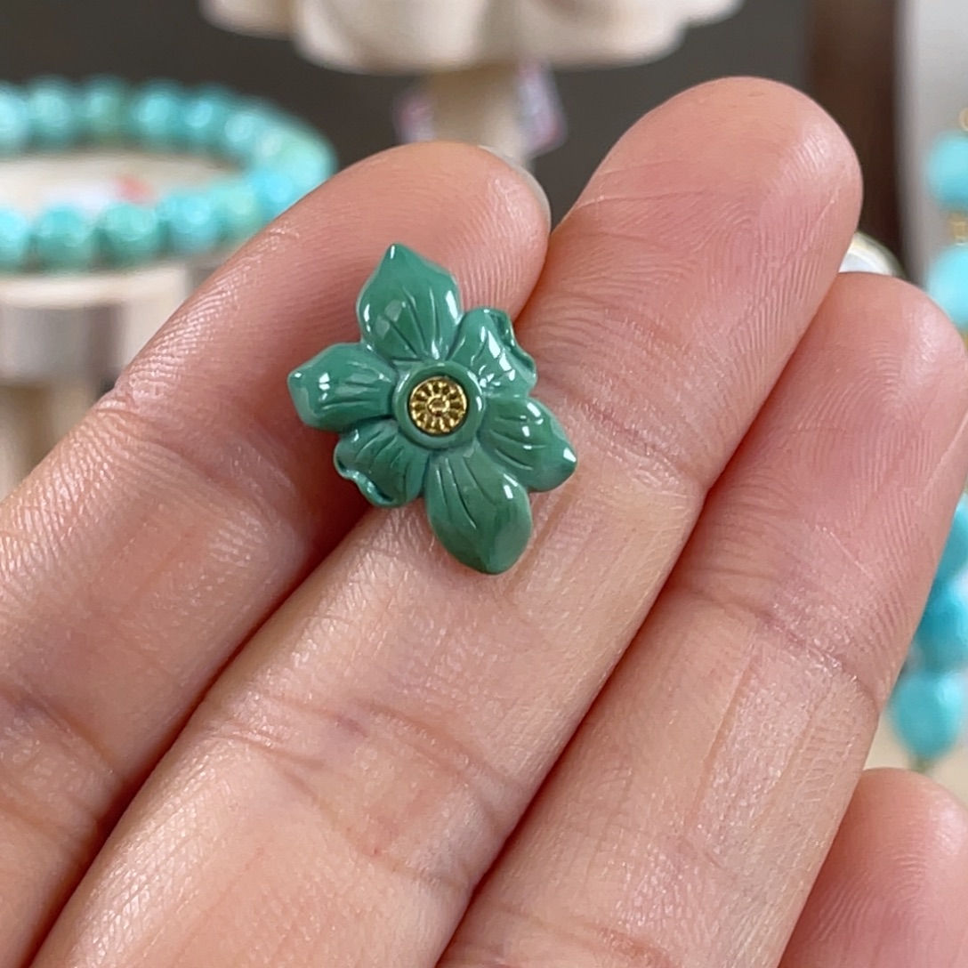 绿松石未镶嵌套链高瓷玉花花