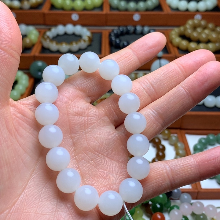 和田玉手串未镶嵌