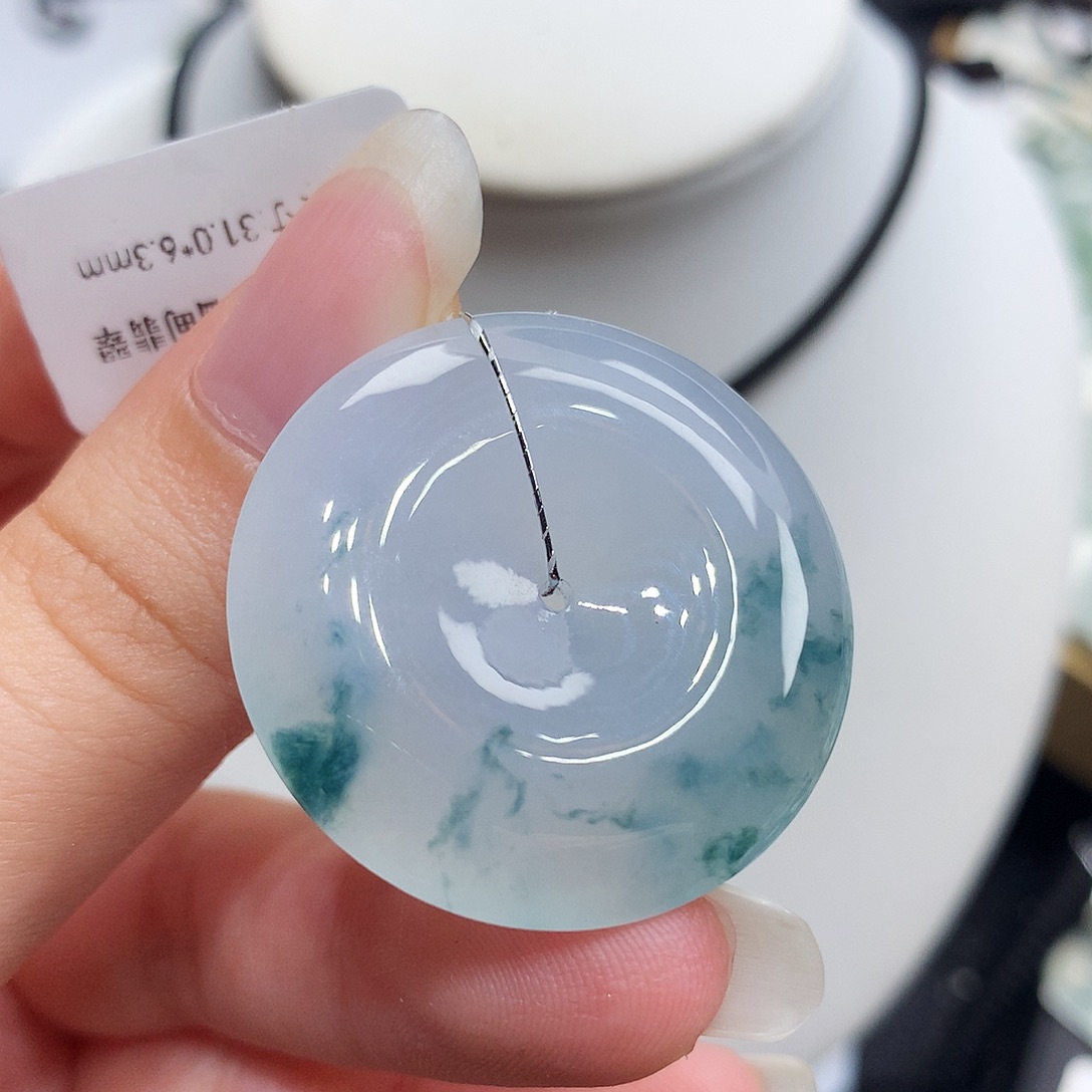 翡翠未镶嵌胸饰翡翠129，31/6.3