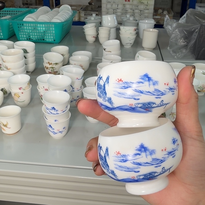 大***仔孤品高端素烧羊脂玉专场两个中号高脚杯70cc