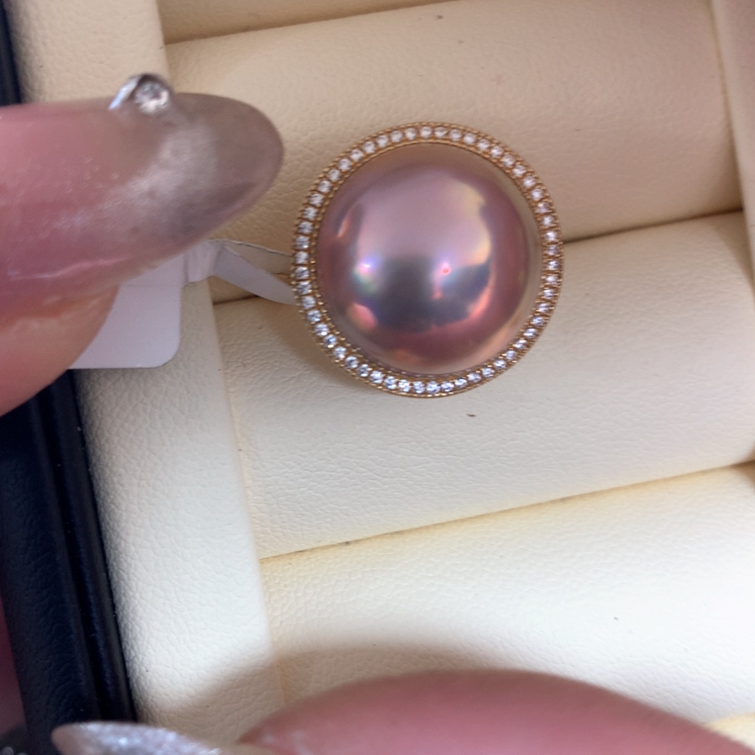 拼合珍珠（马贝珠）戒指18K金镶嵌