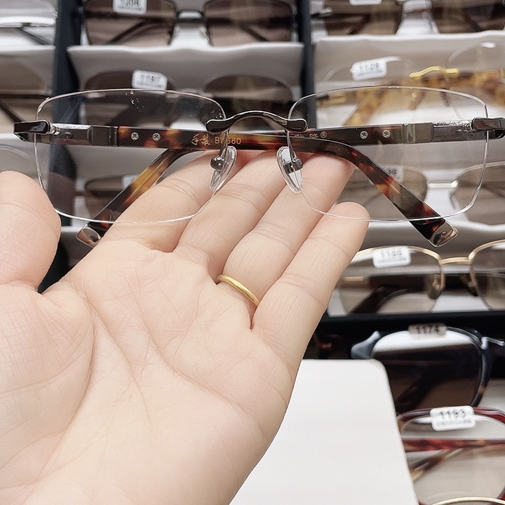 清***如新豹隆无框商务款天然石头眼镜