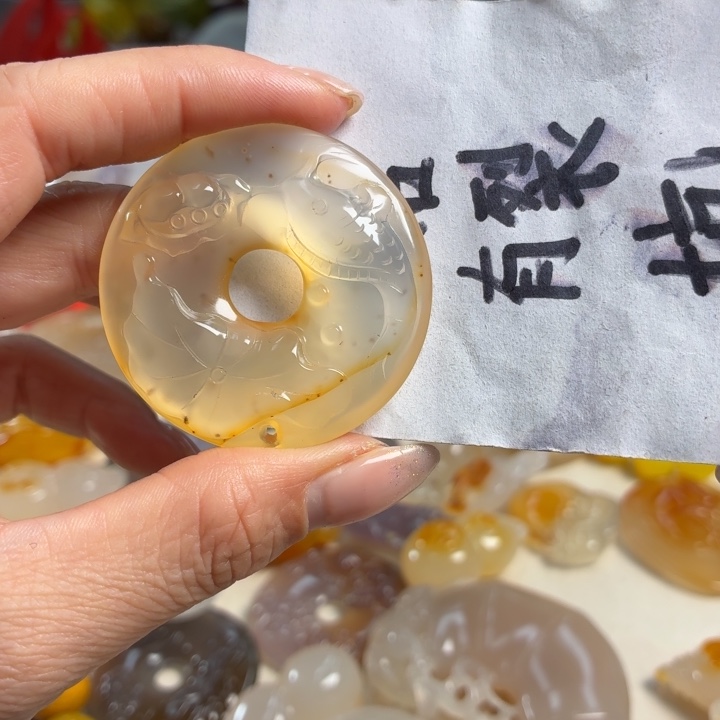 玛瑙/玉髓未镶嵌吊坠(不含链)