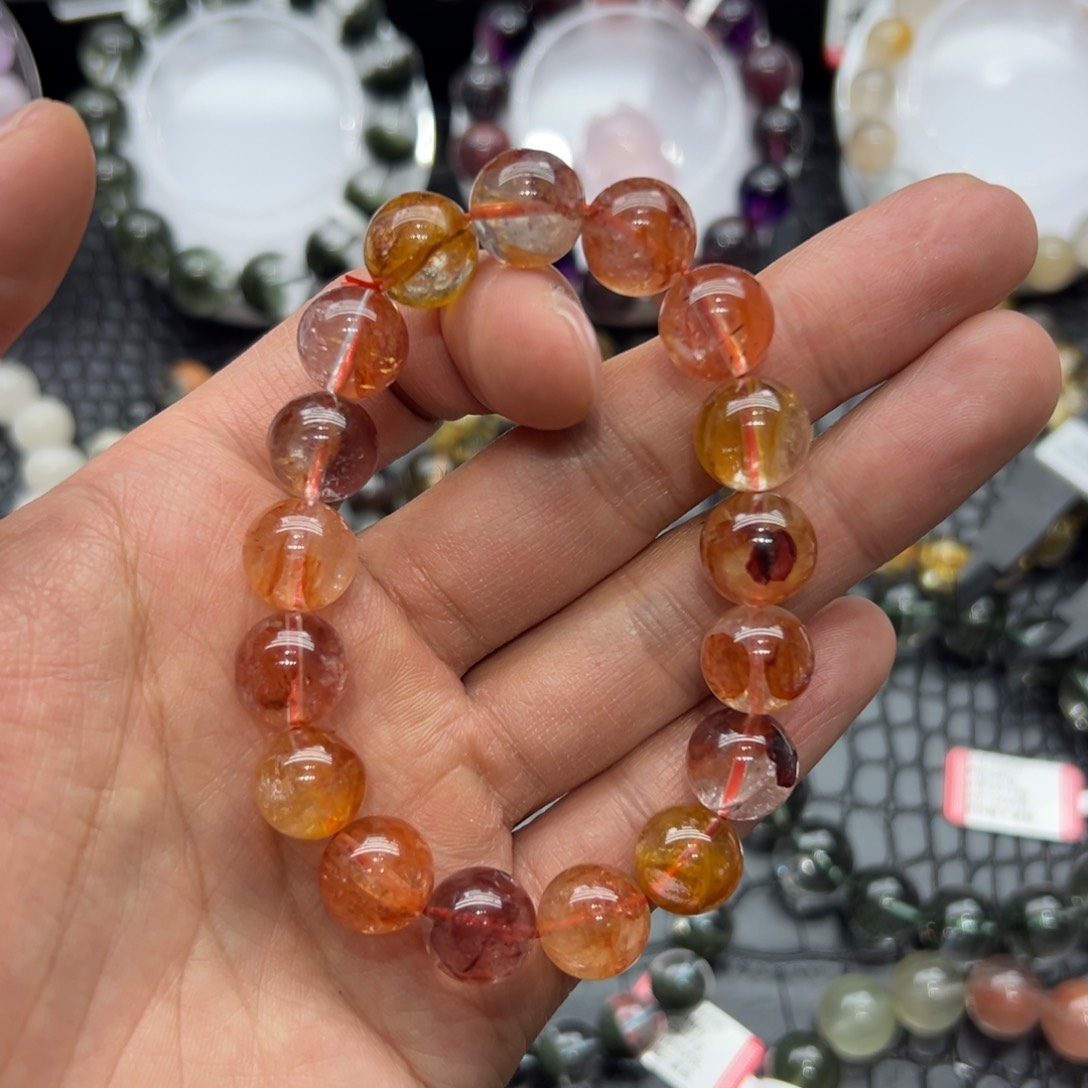 水晶手链未镶嵌好看