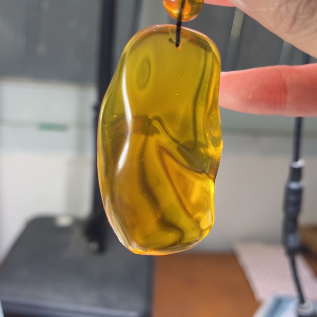琥珀颈饰未镶嵌琥珀吊坠