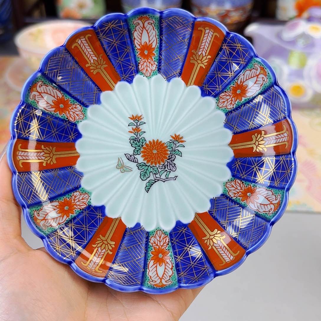 他家茶具瓷器真美！！