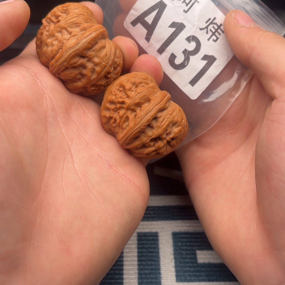 吊坠文玩核桃元宝40