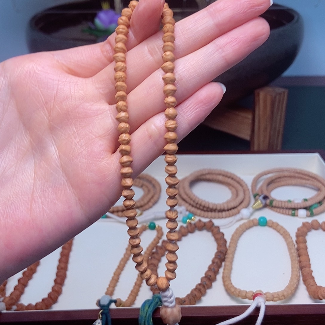 柏香籽/百香籽吊坠75.5