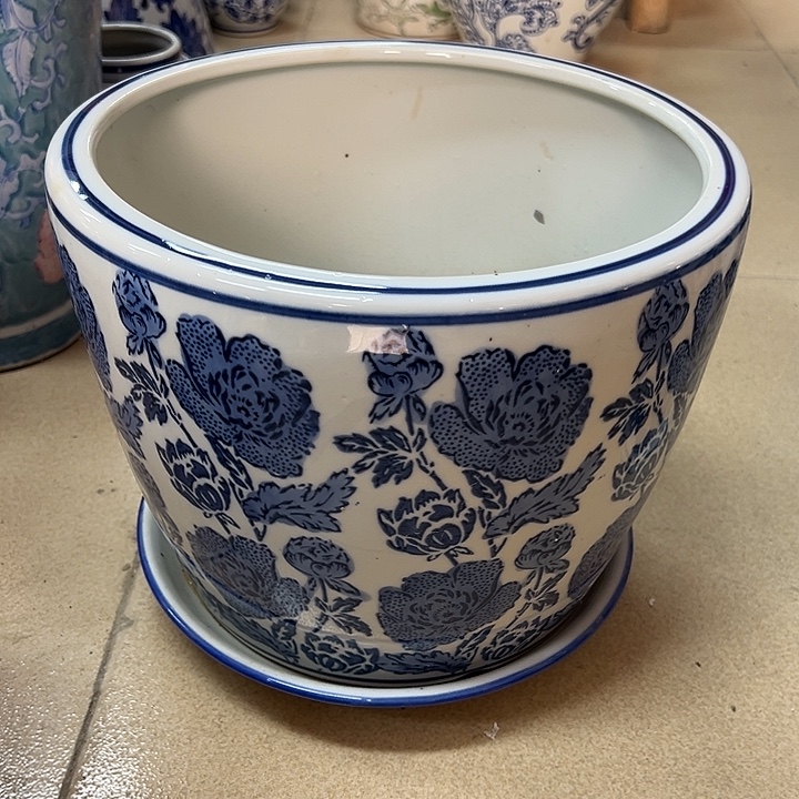 瓷片微瑕陶瓷。乙。。。。。。。。。。。