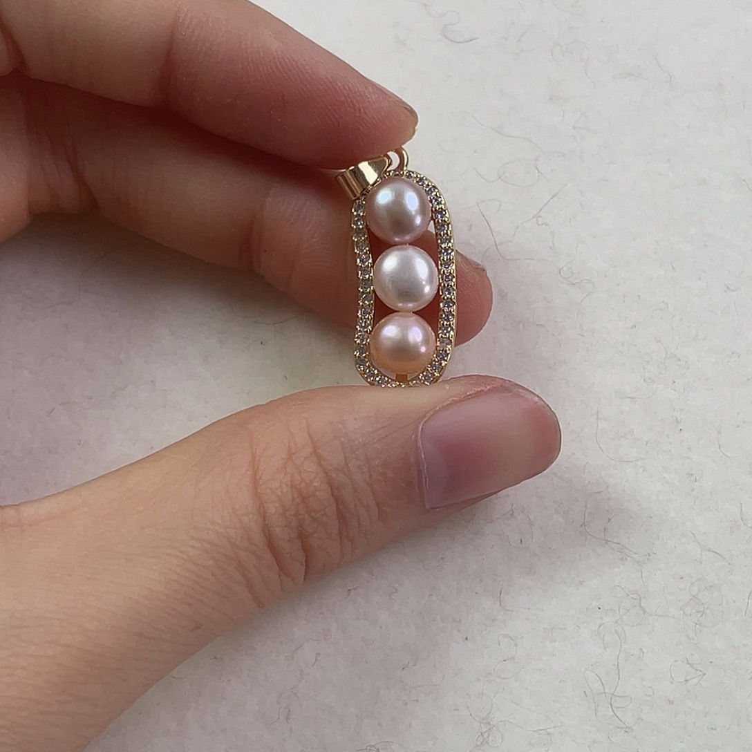 淡水珍珠耳饰未镶嵌