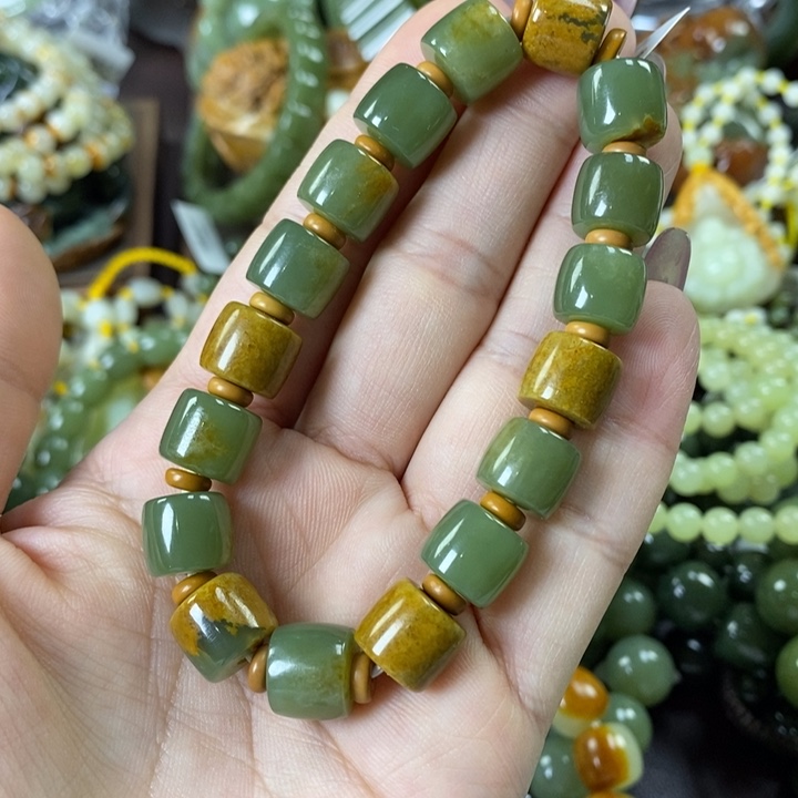 透闪石质玉手串未镶嵌用****7