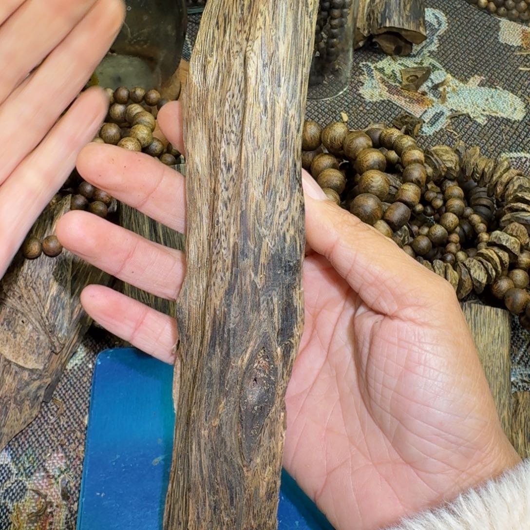 沉香沉香碎屑虎斑紫棋老料105克料子