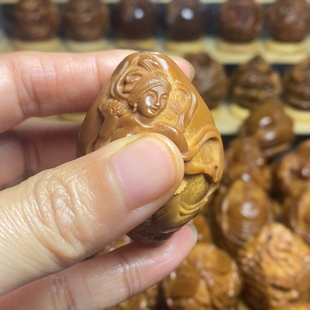 【闪购商品】核桃木/黑胡桃（胡桃木）神***主橄榄核雕工艺3.7