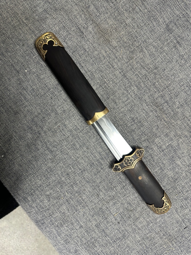 龙泉市唐横刀高锰钢一体刀剑绣春刀唐剑收藏宝剑武术长刀剑未开刃