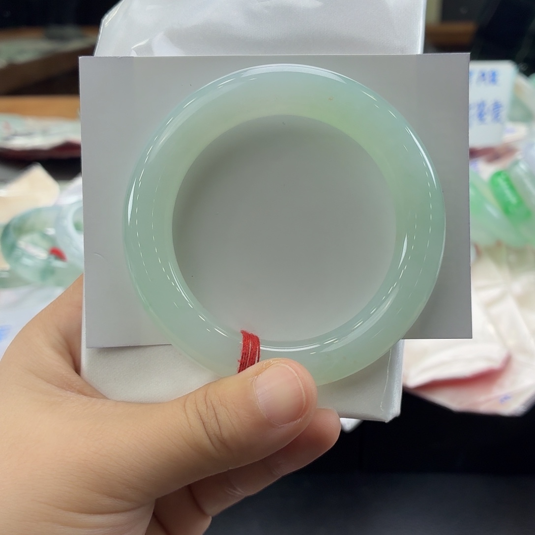 翡翠未镶嵌手镯17号