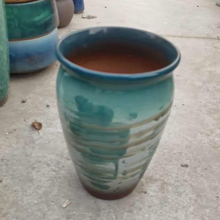 红陶口20高31一个盆子