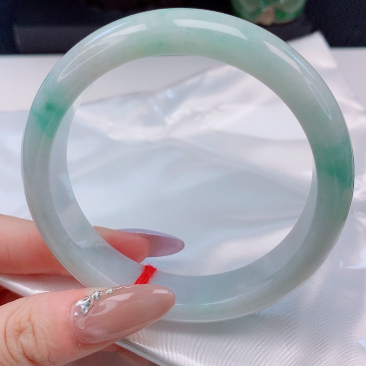 翡翠未镶嵌手镯58圈