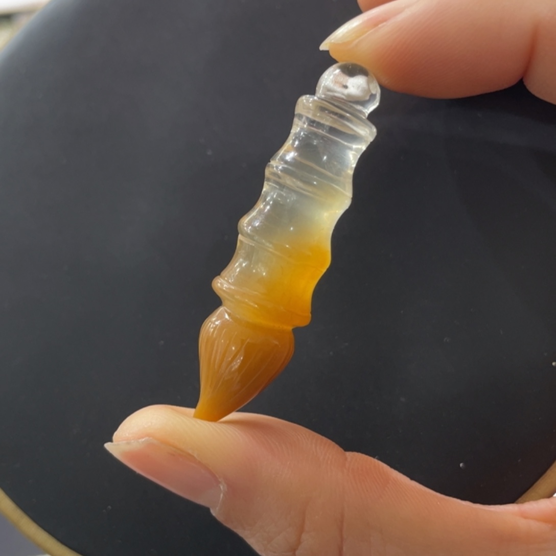 水晶黄兔毛吊坠未镶嵌