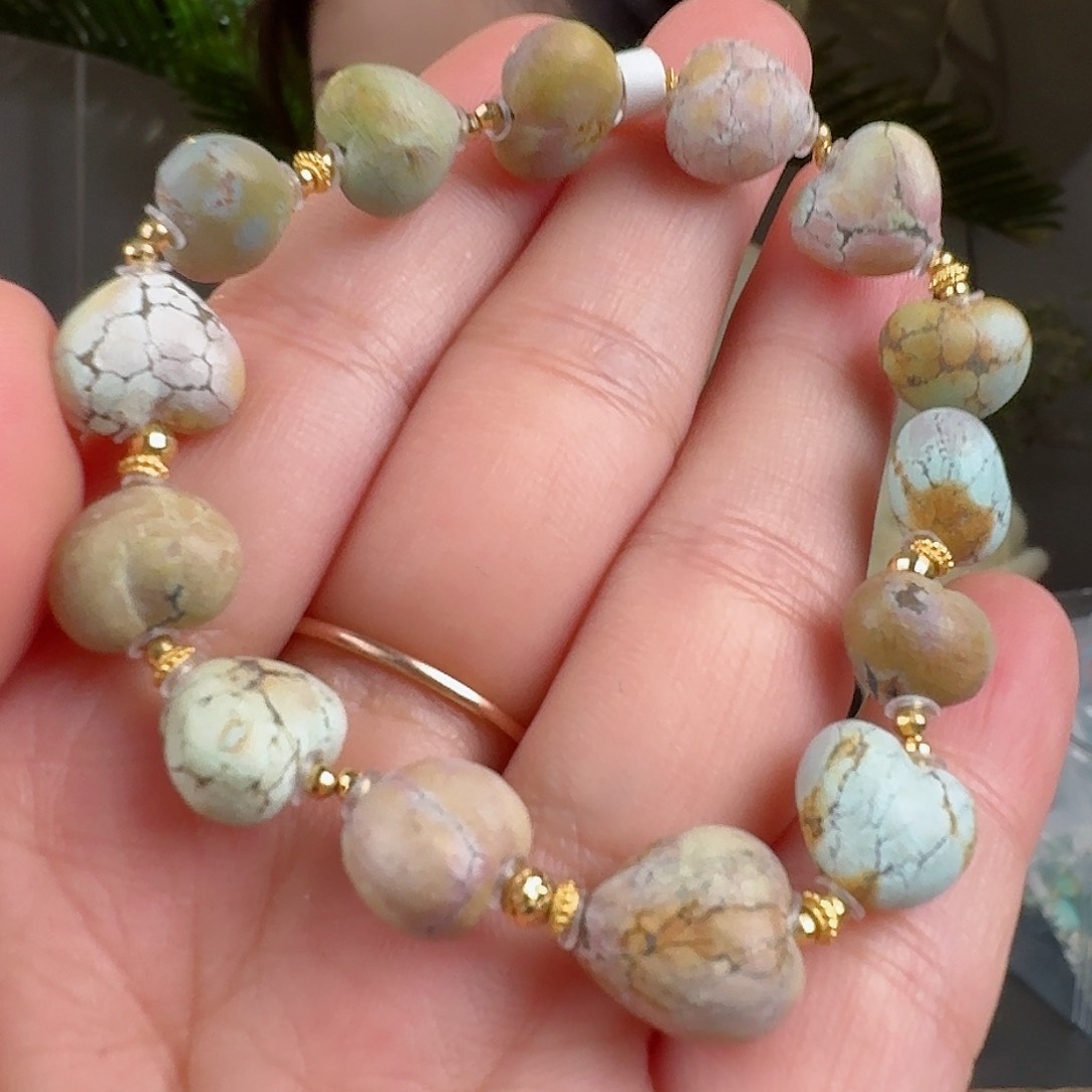 绿松石珠宝奇石18K金镶嵌