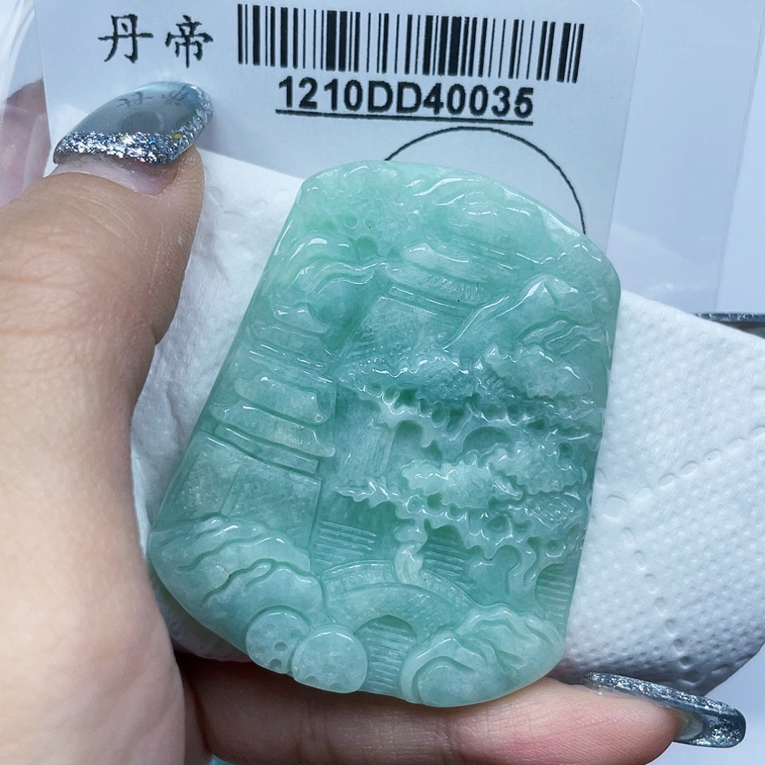 吊坠(不含链)未镶嵌翡翠