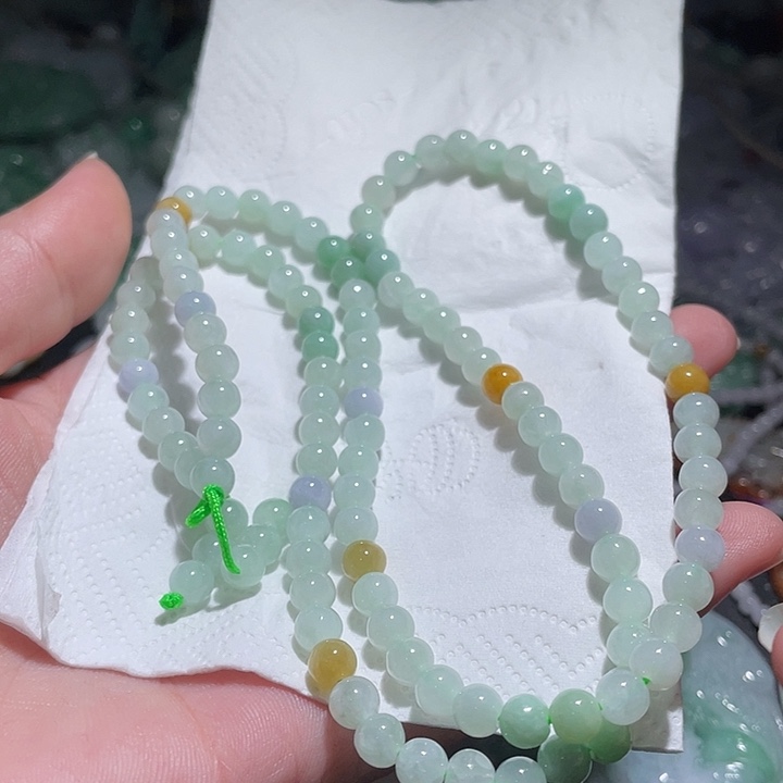 颈饰未镶嵌翡翠天