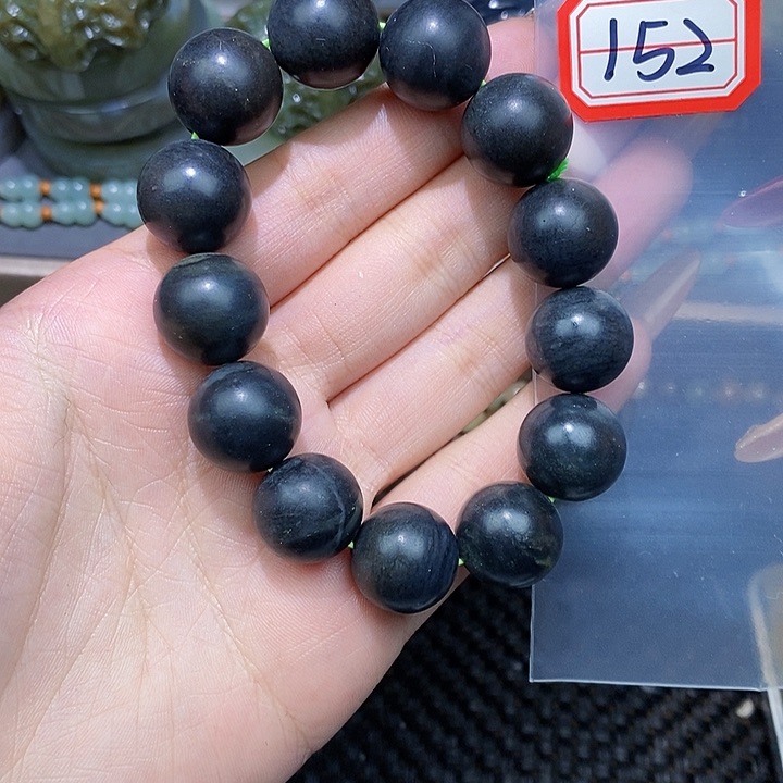 和田玉和田玉边角料随机发未镶嵌