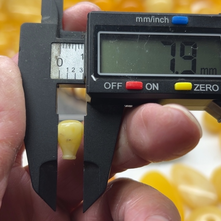 琥珀（矿物珀）未镶嵌裸石