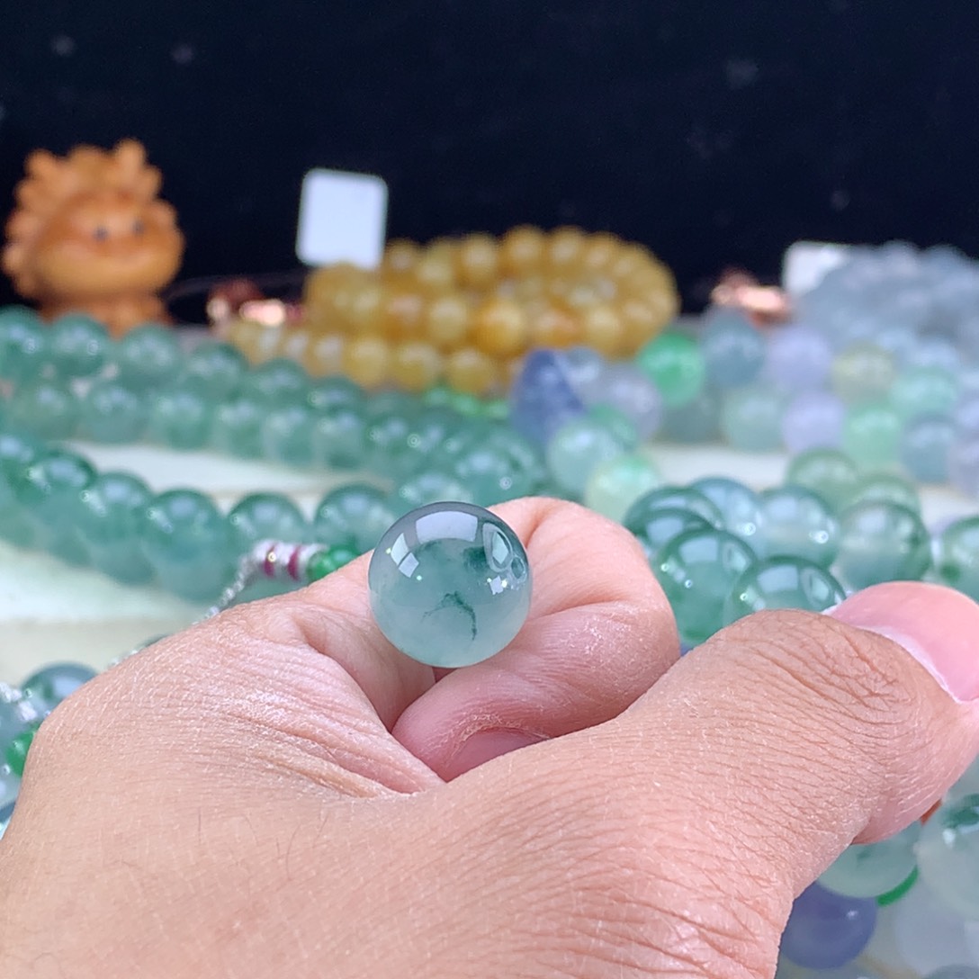 翡翠手链未镶嵌总1.68万 分单1万 5000元1800元